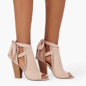 JustFab Women's Size 6 Blush Booties